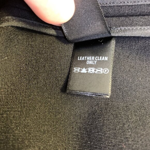 NWT St. John Black Leather Collar & Trim Blazer Size 18 - Picture 7 of 8